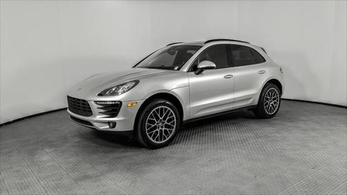 2017 Porsche Macan Base