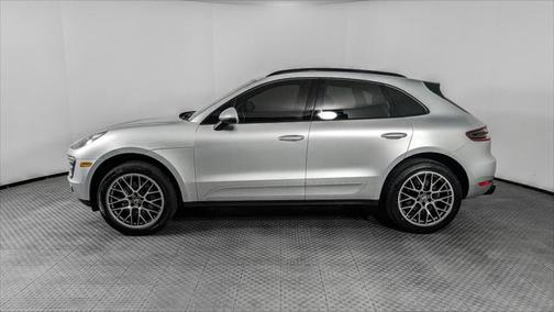 2017 Porsche Macan Base