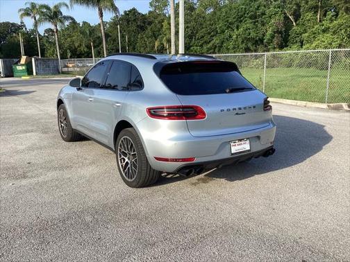 2017 Porsche Macan Base
