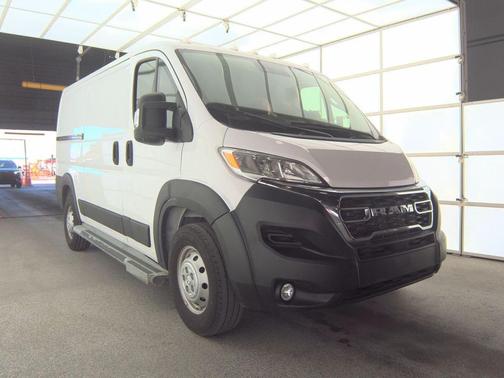 2023 RAM ProMaster 2500 Base
