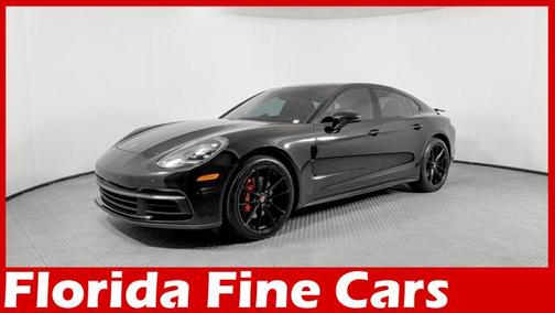 2017 Porsche Panamera 4S