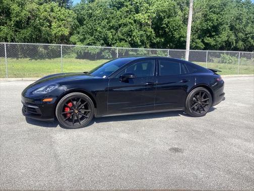 2017 Porsche Panamera 4S