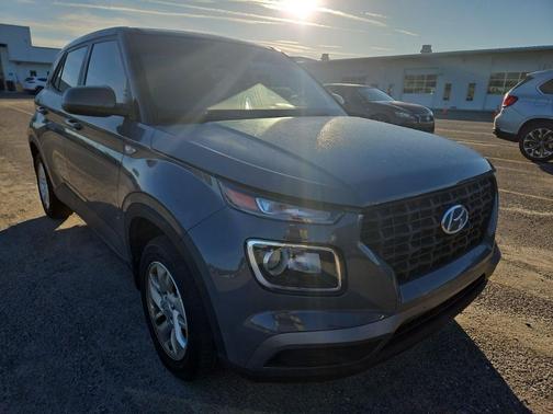 2021 Hyundai VENUE SE