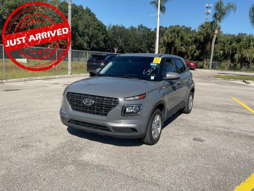 2021 Hyundai VENUE SE