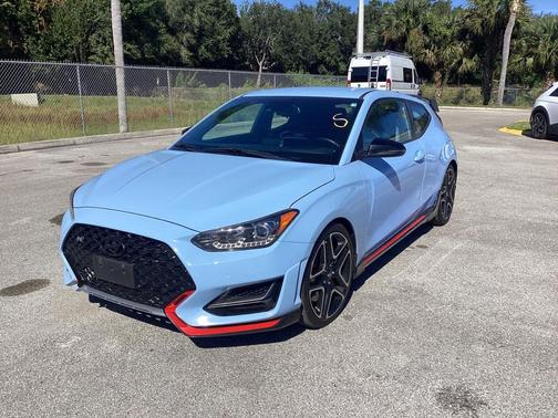 2021 Hyundai Veloster Base