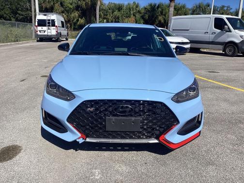 2021 Hyundai Veloster Base