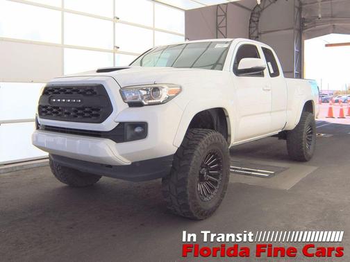 2017 Toyota Tacoma TRD Sport