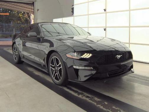 2021 Ford Mustang EcoBoost