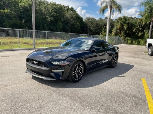 2021 Ford Mustang EcoBoost