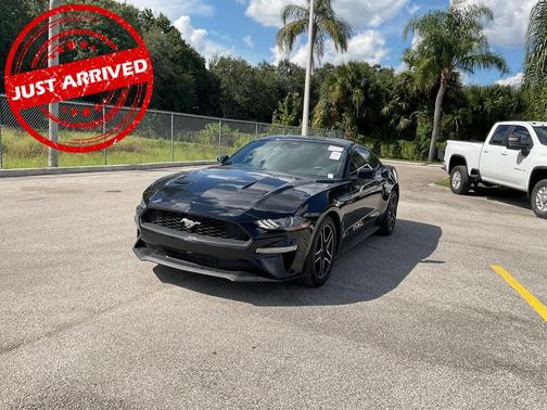 2021 Ford Mustang EcoBoost