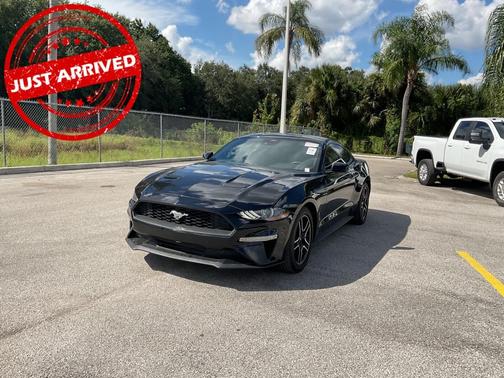 2021 Ford Mustang EcoBoost