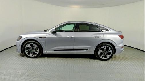 2022 Audi e-tron Sportback S line Premium Plus