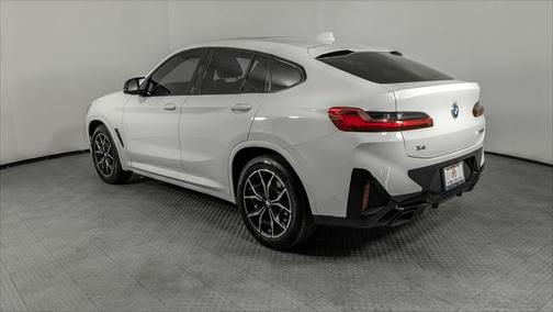 2022 BMW X4 M40i