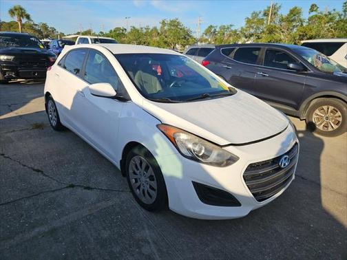 2016 Hyundai Elantra GT Base