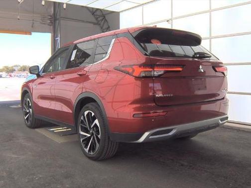 2023 Mitsubishi Outlander PHEV SE S-AWC
