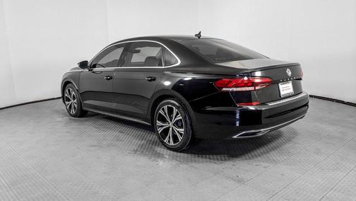 2022 Volkswagen Passat 2.0T SE