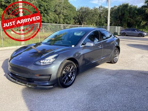 2020 Tesla Model 3 Standard Range Plus