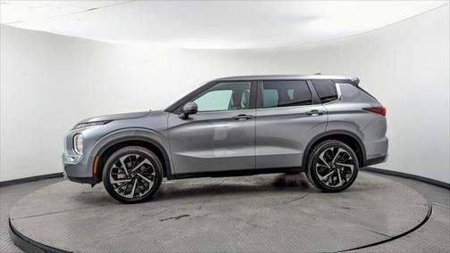2023 Mitsubishi Outlander SE 2.5 2WD