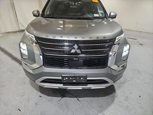 2023 Mitsubishi Outlander SE 2.5 2WD