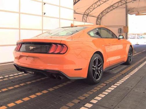 2021 Ford Mustang EcoBoost