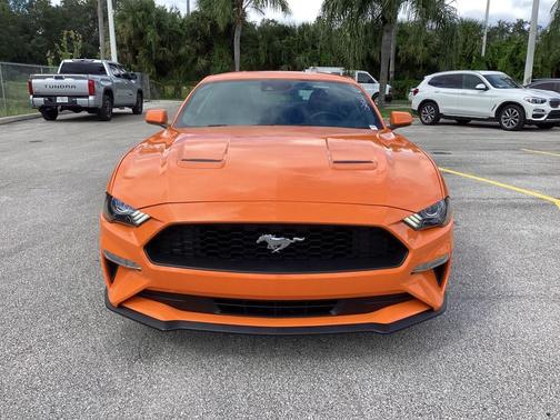 2021 Ford Mustang EcoBoost