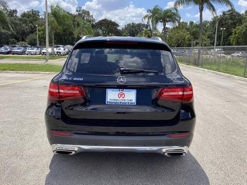 2018 Mercedes-Benz GLC 300 Base