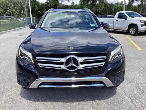 2018 Mercedes-Benz GLC 300 Base