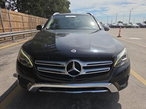 2018 Mercedes-Benz GLC 300 Base