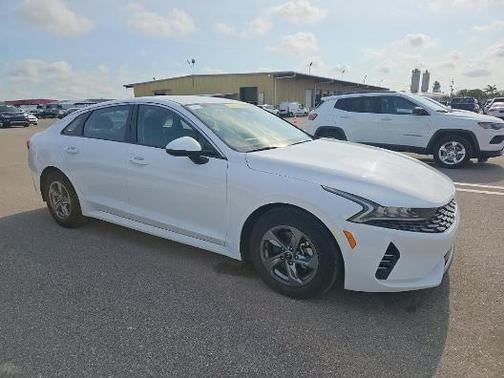 2023 Kia K5 LXS