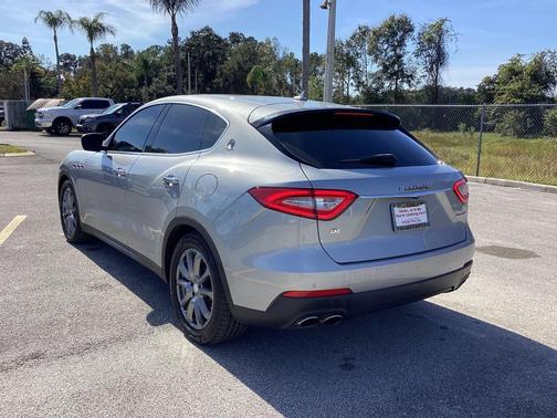 2018 Maserati Levante Base