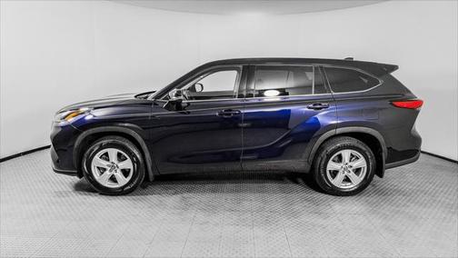 2021 Toyota Highlander LE