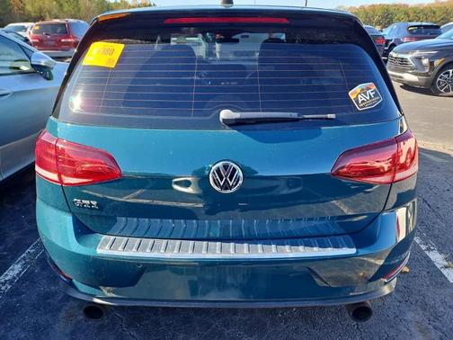 2018 Volkswagen Golf GTI 2.0T S 4-Door