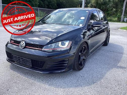 2016 Volkswagen Golf GTI 2.0T SE 4-Door