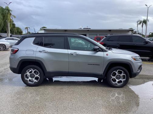 2022 Jeep Compass Trailhawk