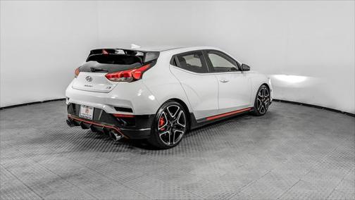 2022 Hyundai Veloster N Base