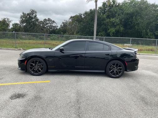 2019 Dodge Charger R/T