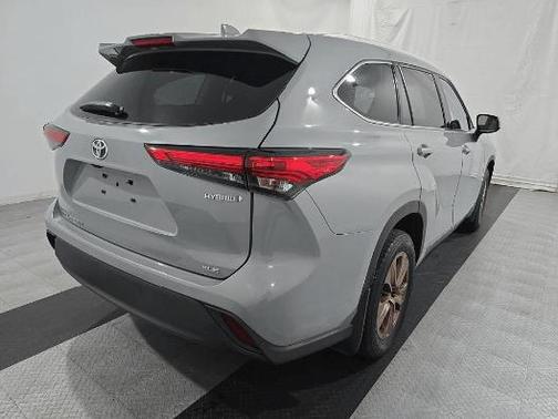 2022 Toyota Highlander HYBRID BRONZE EDITION