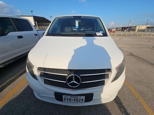 2020 Mercedes-Benz Metris Base