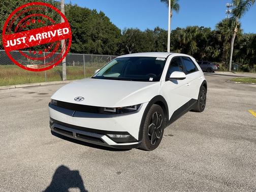 2024 Hyundai IONIQ 5 SE