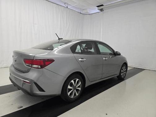 2022 Kia Rio S