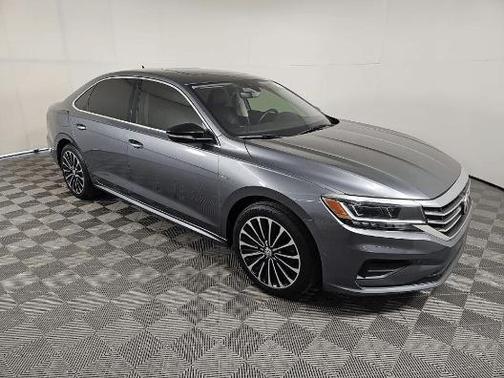 2022 Volkswagen Passat 2.0T Limited Edition