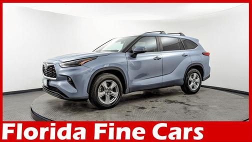 2023 Toyota Highlander LE