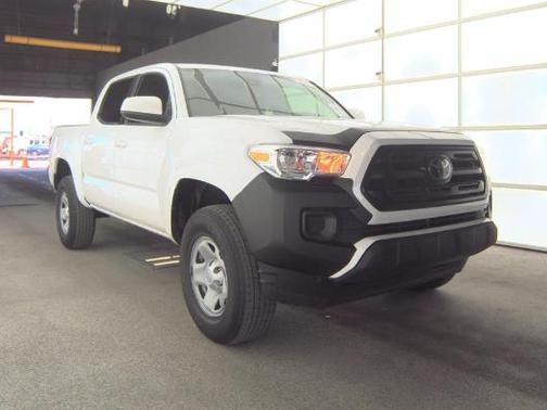 2019 Toyota Tacoma SR