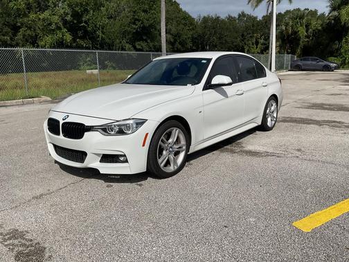 2018 BMW 330 i