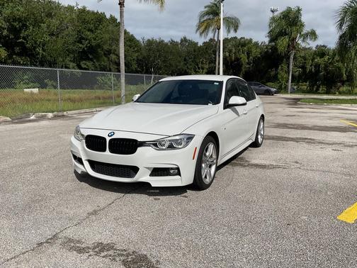 2018 BMW 330 i