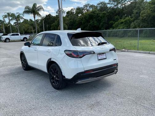 2024 Honda HR-V 2WD Sport