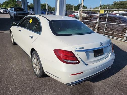2017 Mercedes-Benz E-Class E 300 LUXURY