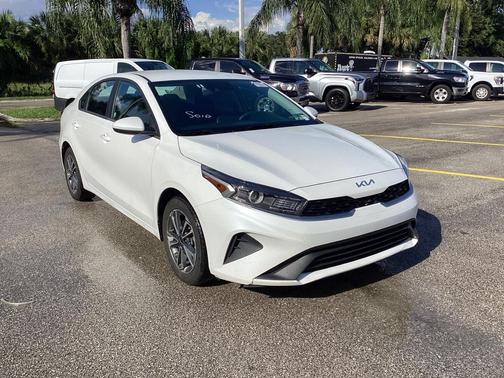 2024 Kia Forte LXS