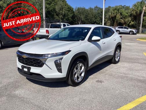 2024 Chevrolet Trax LS