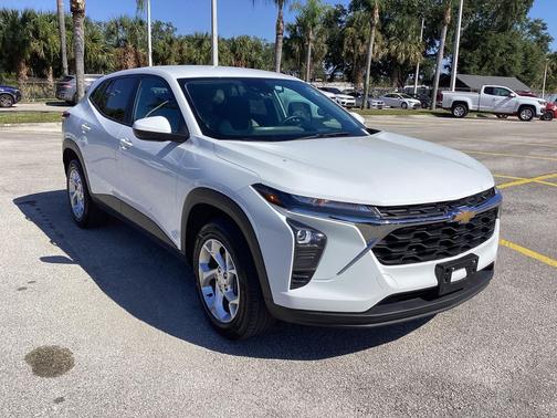 2024 Chevrolet Trax LS